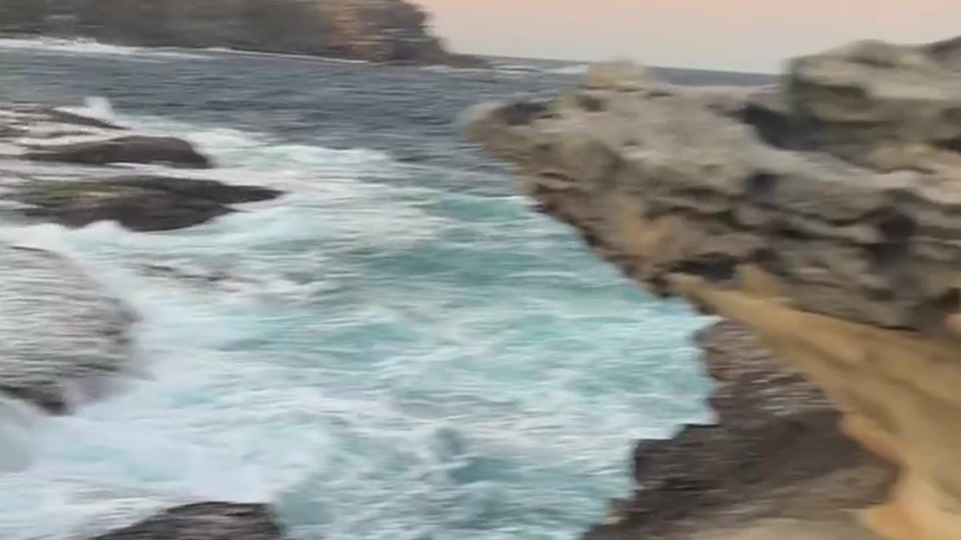 浪浪拍打你得心 - video by Lifelike_Panty cam model