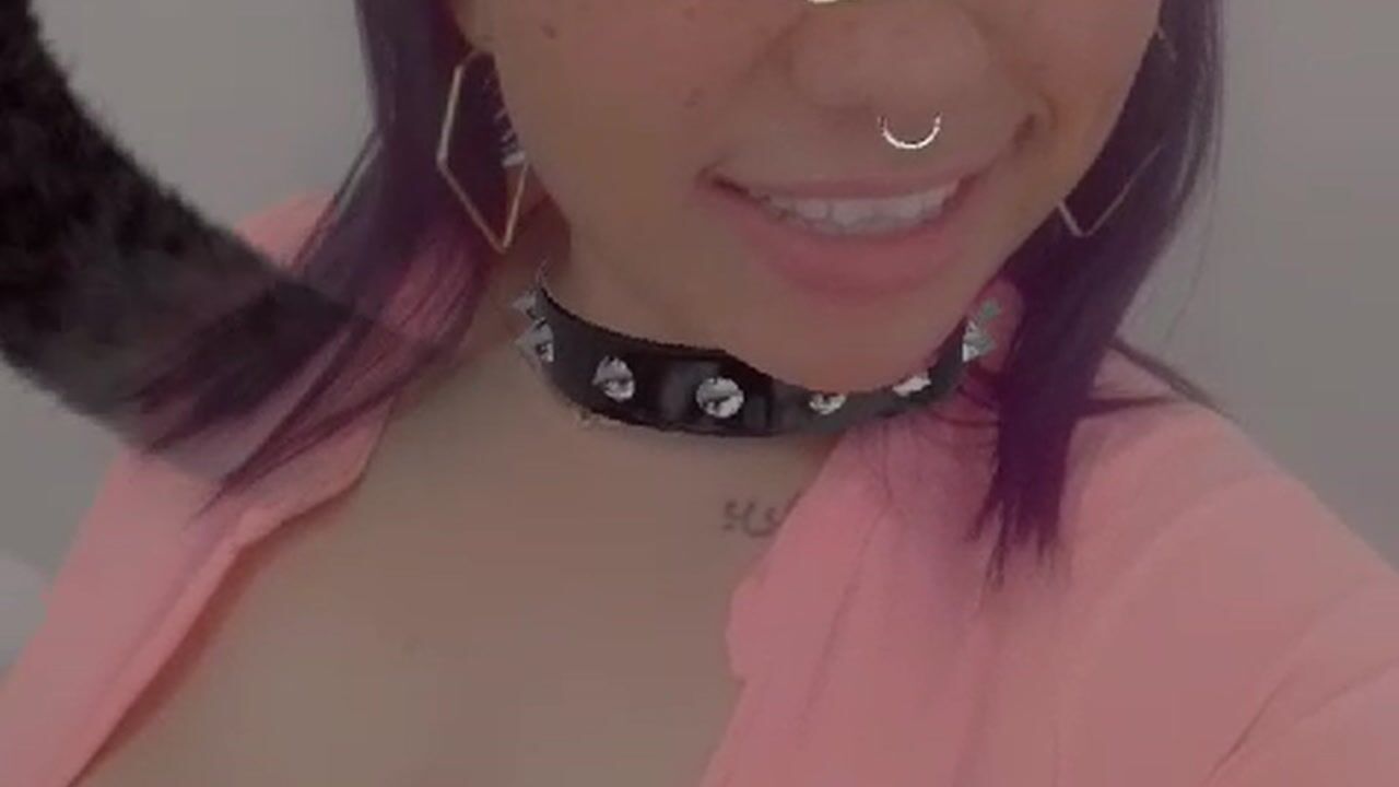 cat - vidéo du modèle de showcams Valentine_Jade