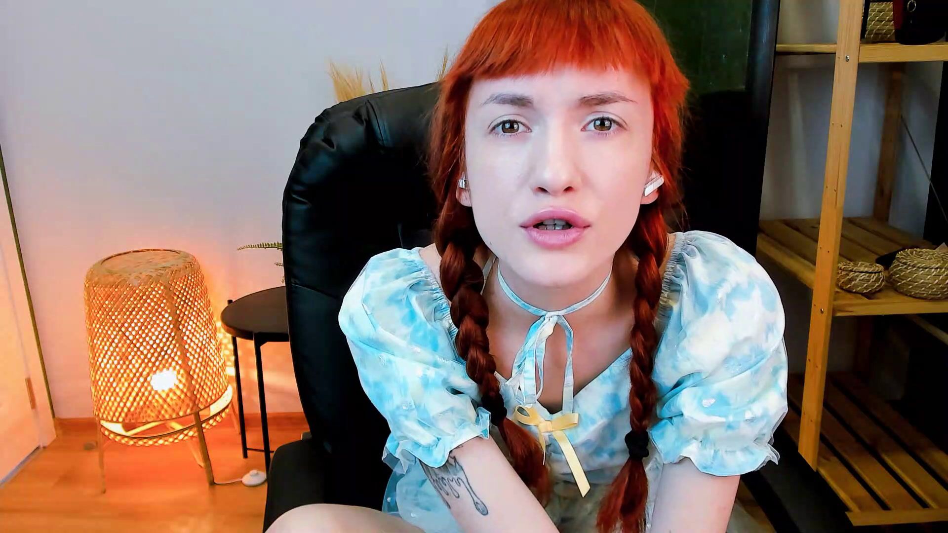 Daddy.. - видео вебкам-модели hungry_kitty.