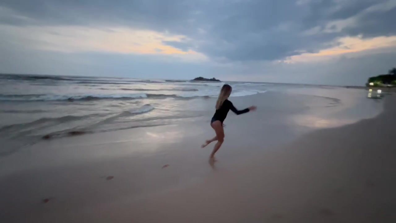 tricks on the beach :*