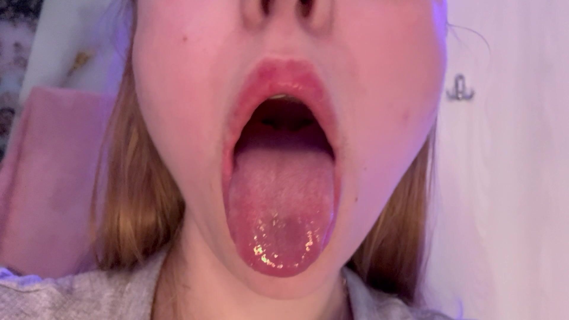 Wet open mouth ahegao and boobs🥵