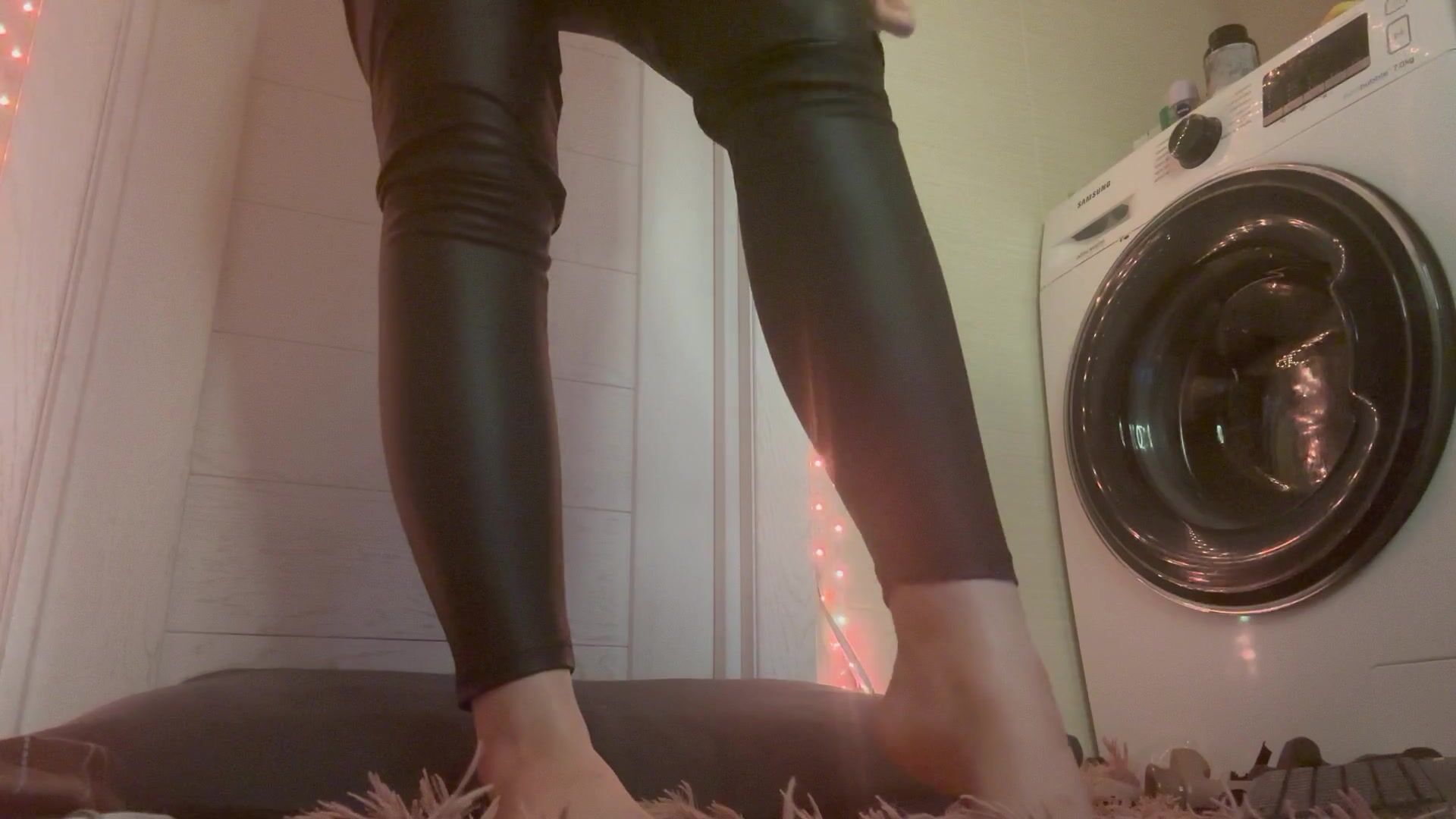 LEATHER FETISH MMMM! LEATHER LEGGINGS