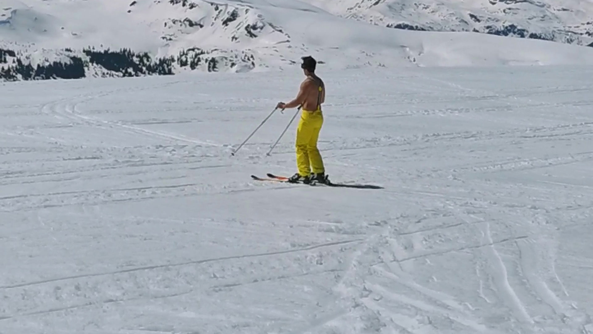 Topless skiing