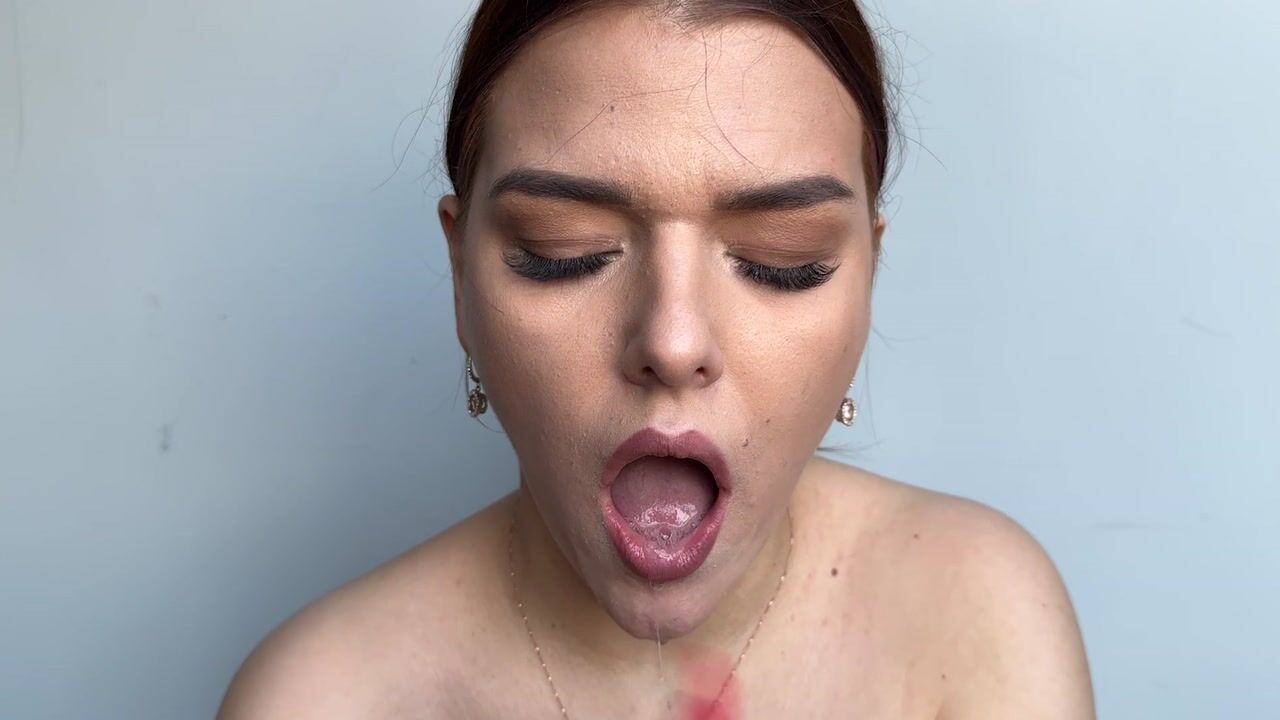 Deep slobbering blowjob