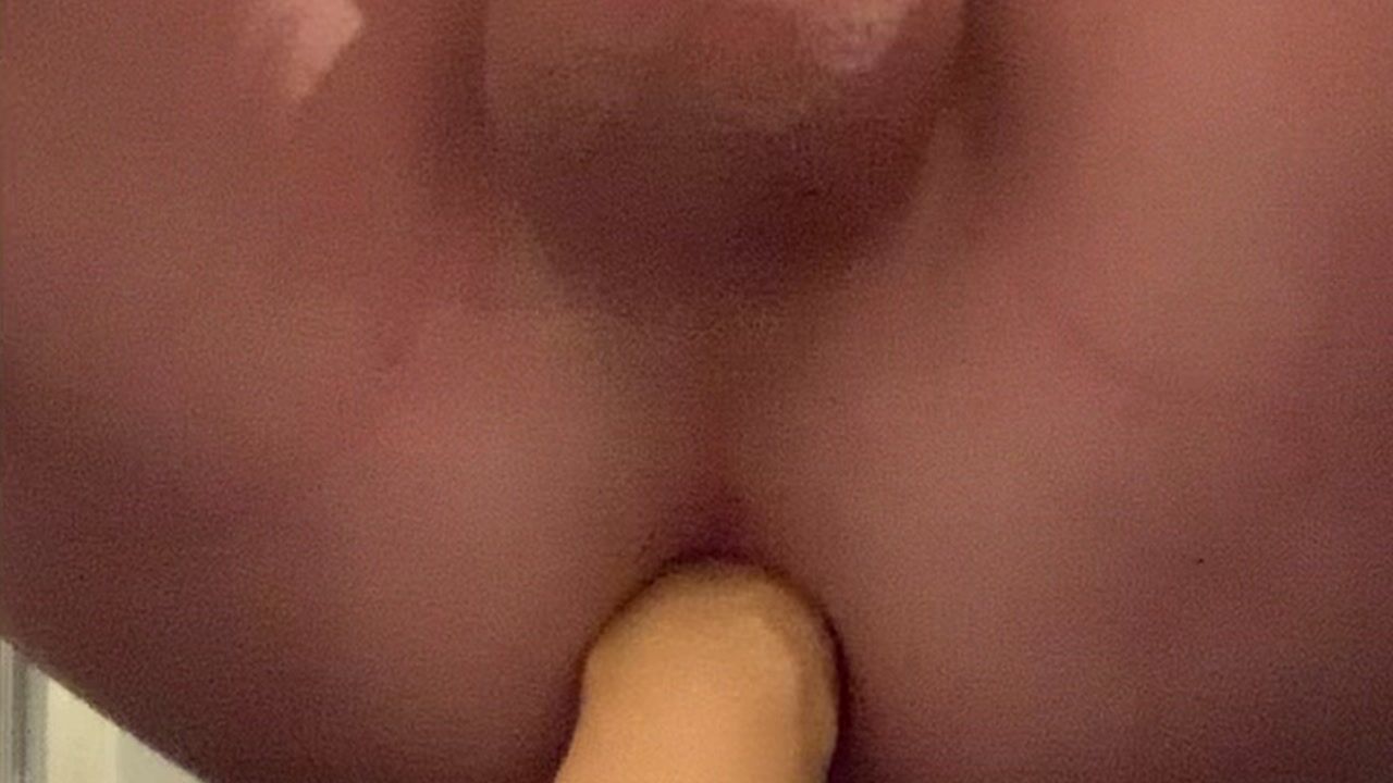 Fuck my ass big 21 cm dildo