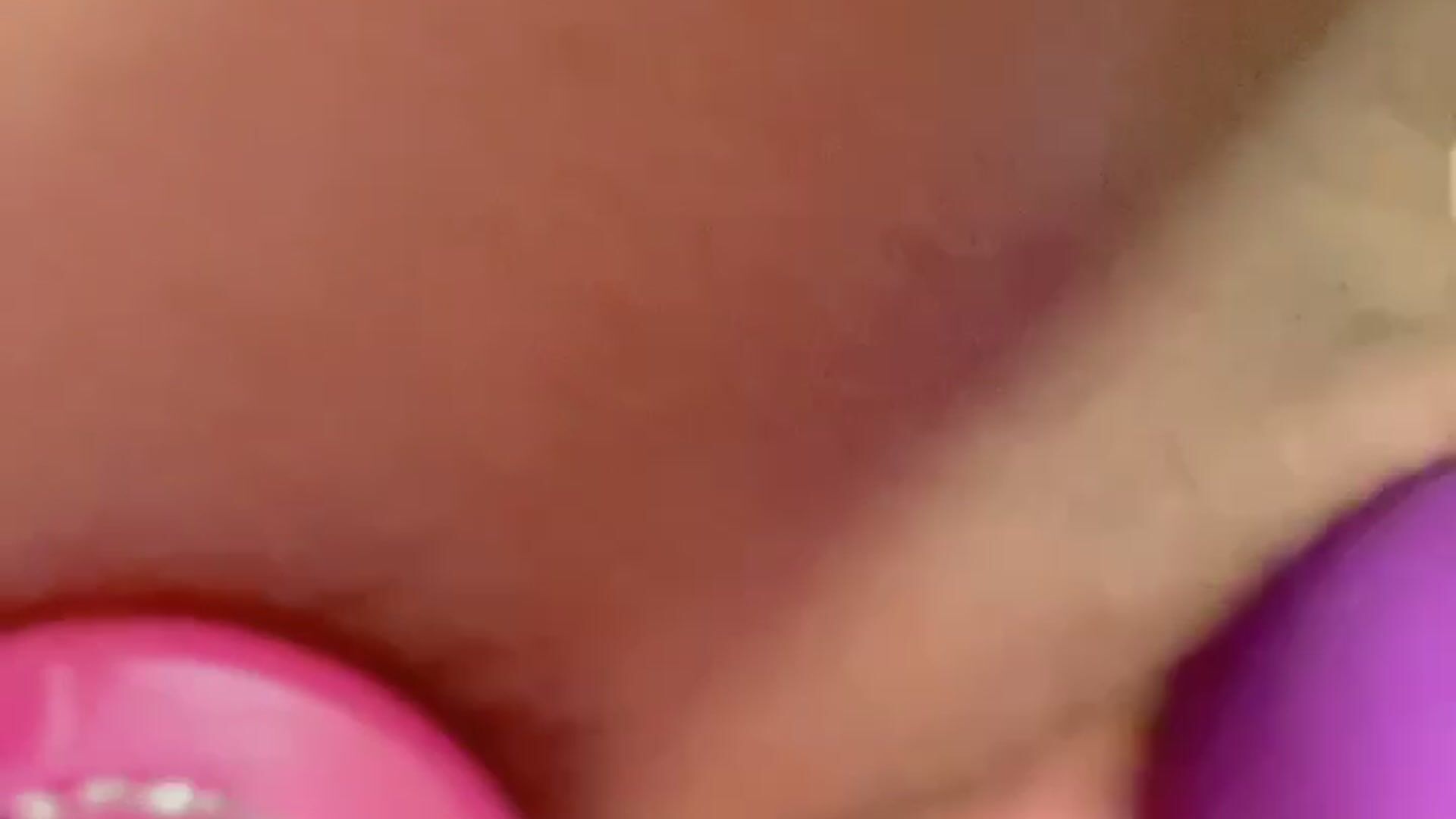 Cum💦+plug anal in my ass+ vibrating