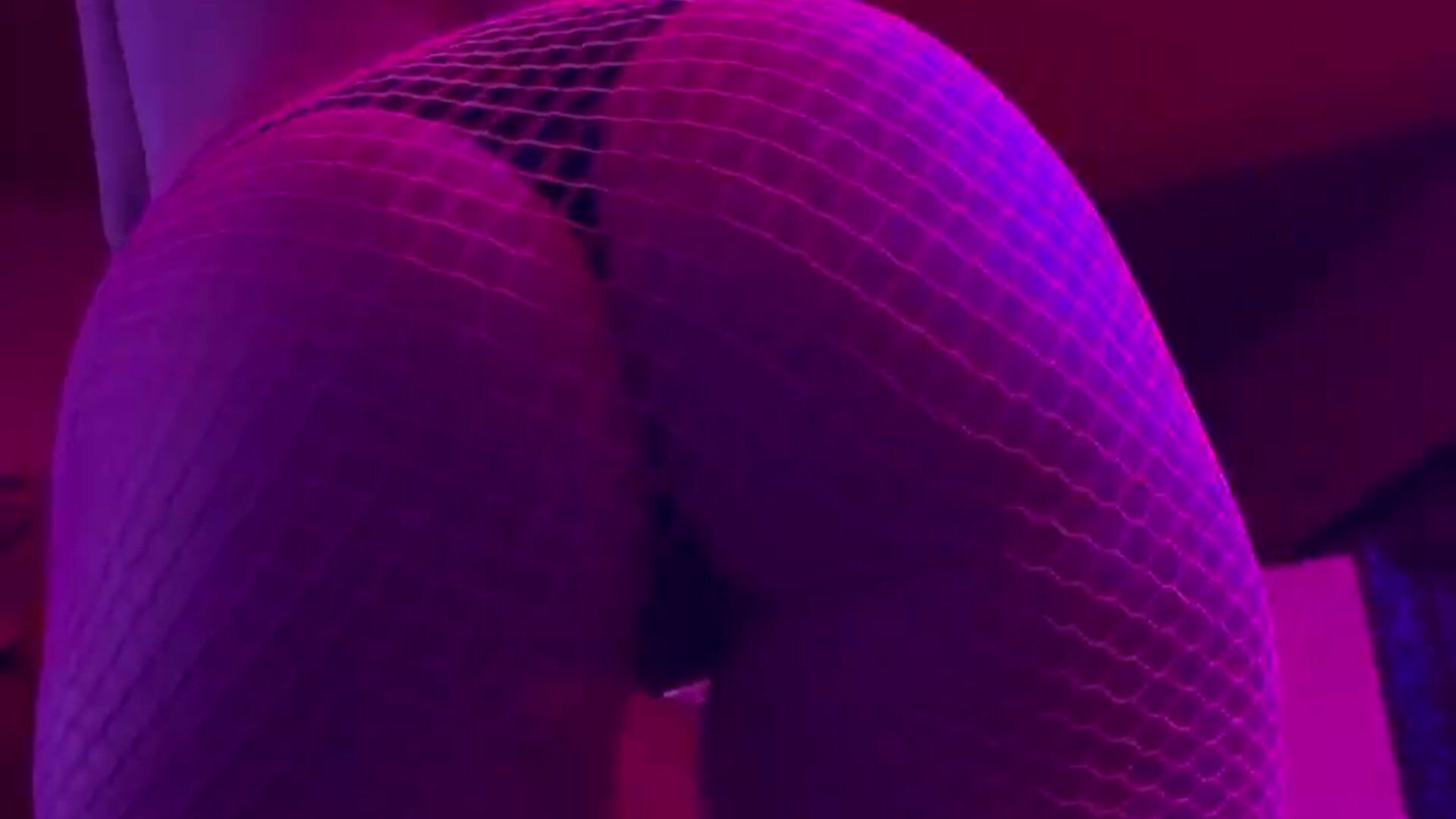 watch me in these fishnets bounce this perfect ass