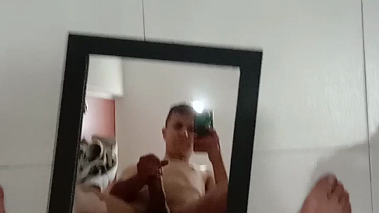 CUMSHOT IN THE MIRROR WITH DILDO