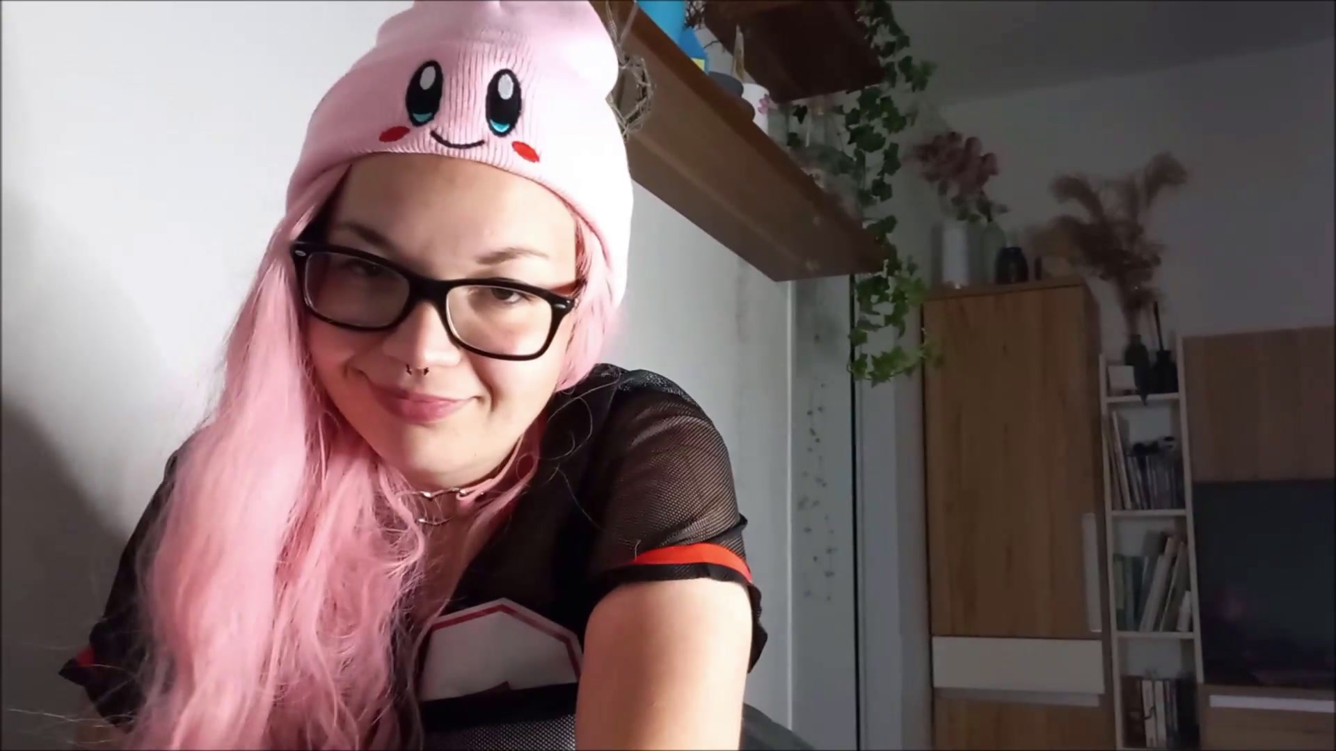 6 - Gamer Girl am blasen