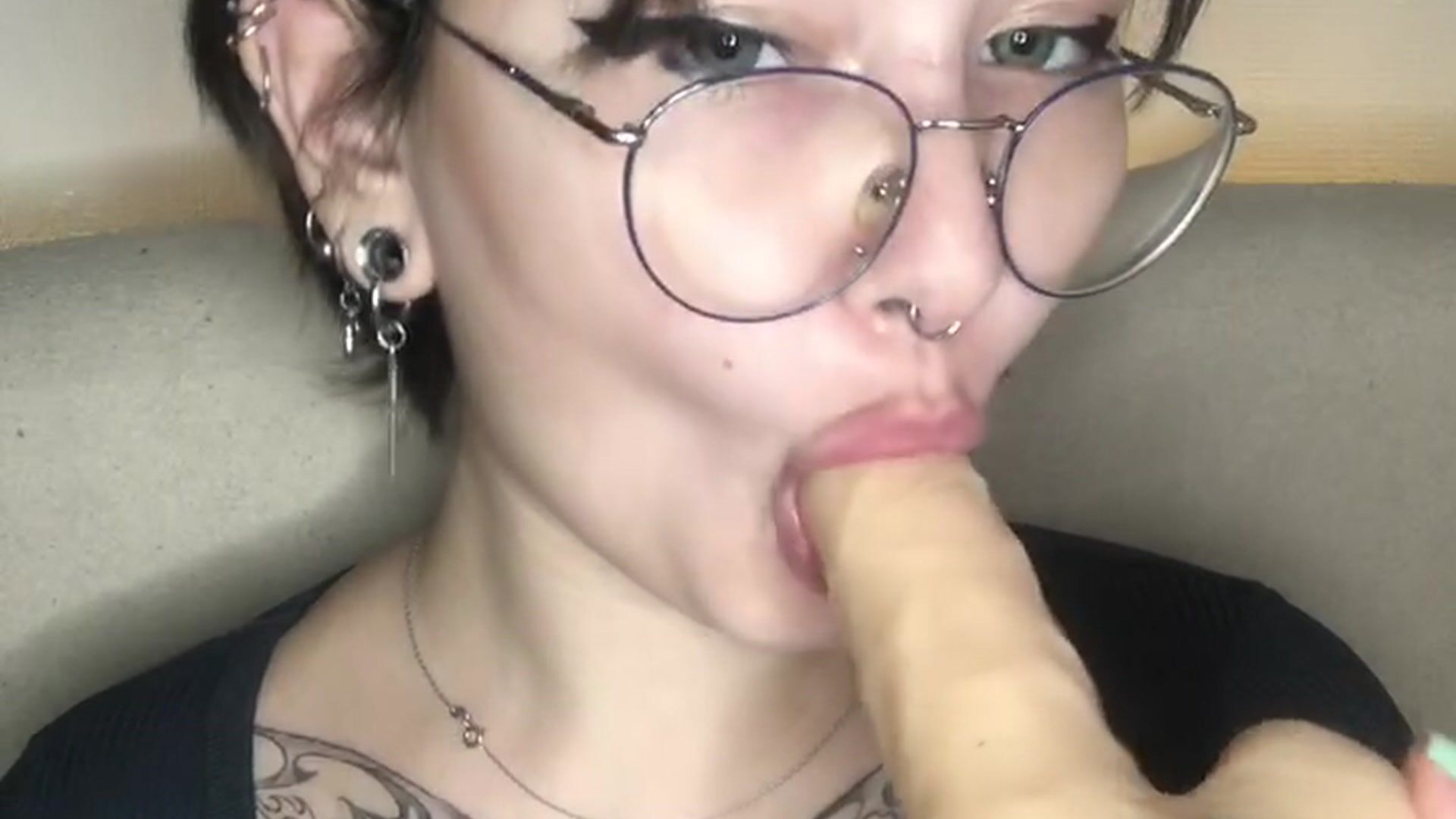 gorgeous blowjob from Leila