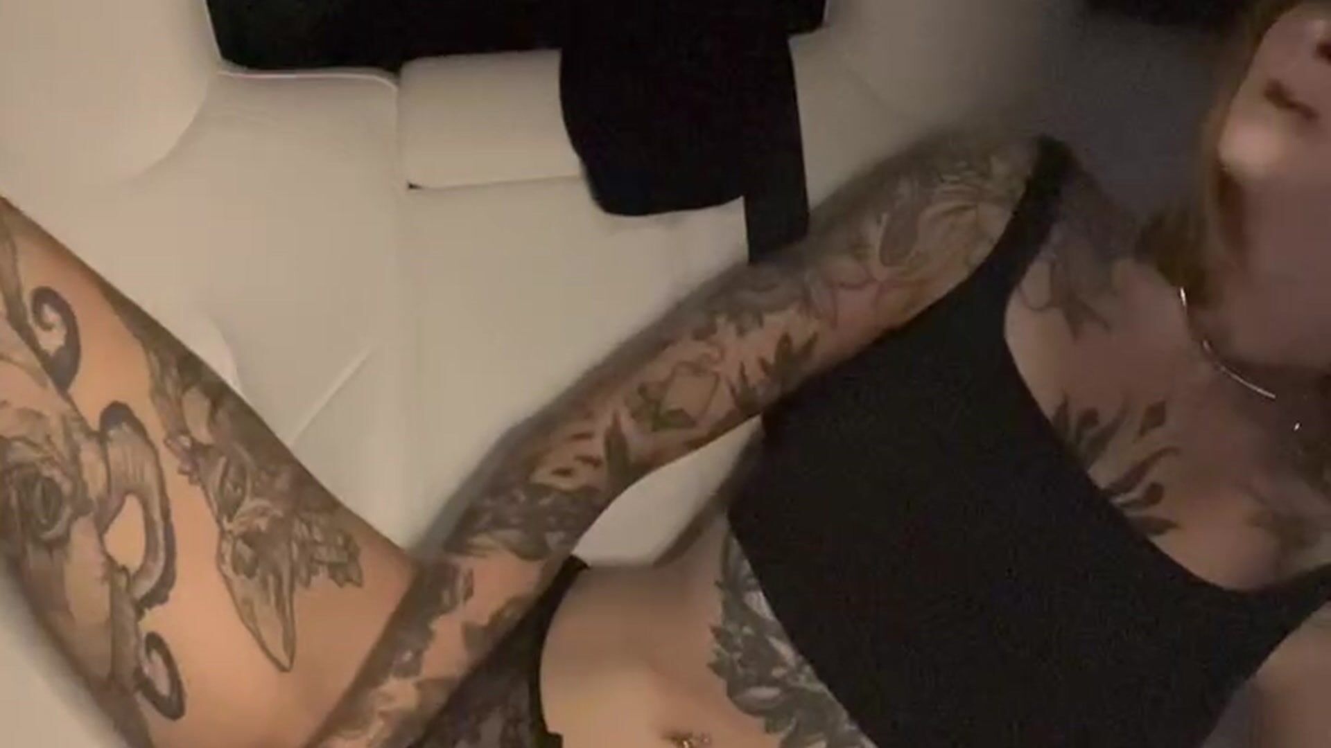 SallyDinosaur's uninhibited acts