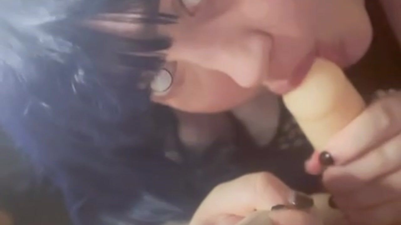 HINATA SUCKING TORSO DICK