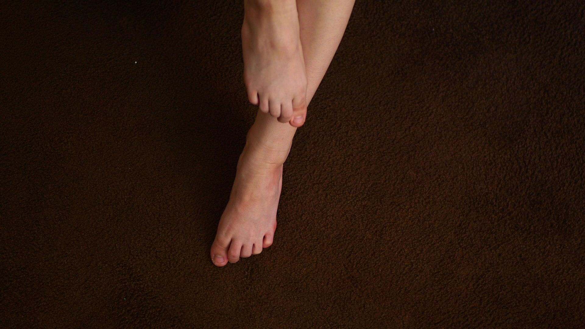 Tiny feet stubby toes fetish