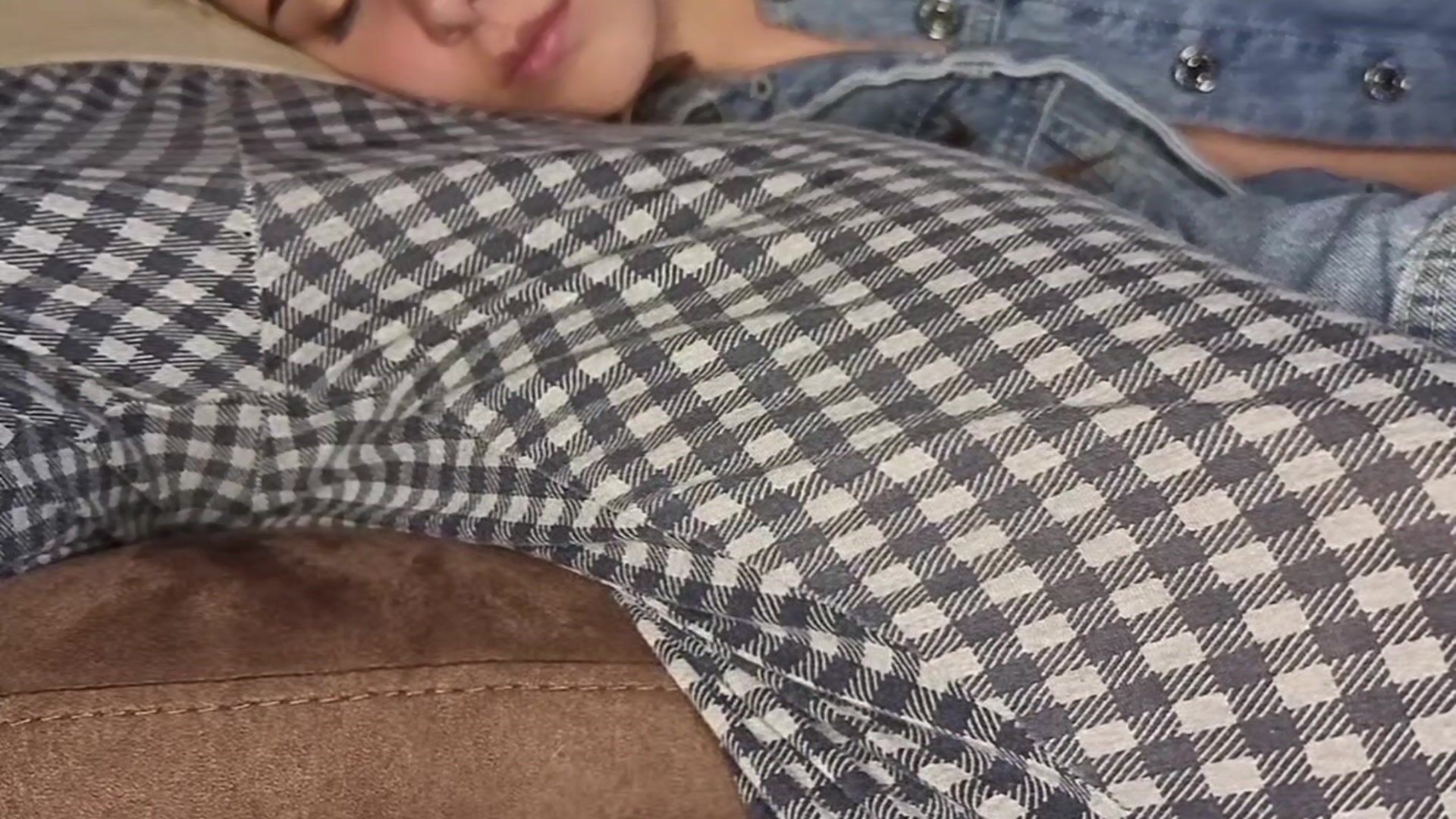 I woke up with a mouth full of sperm 🍆💦😛😋 - video by LeylaRosse cam model