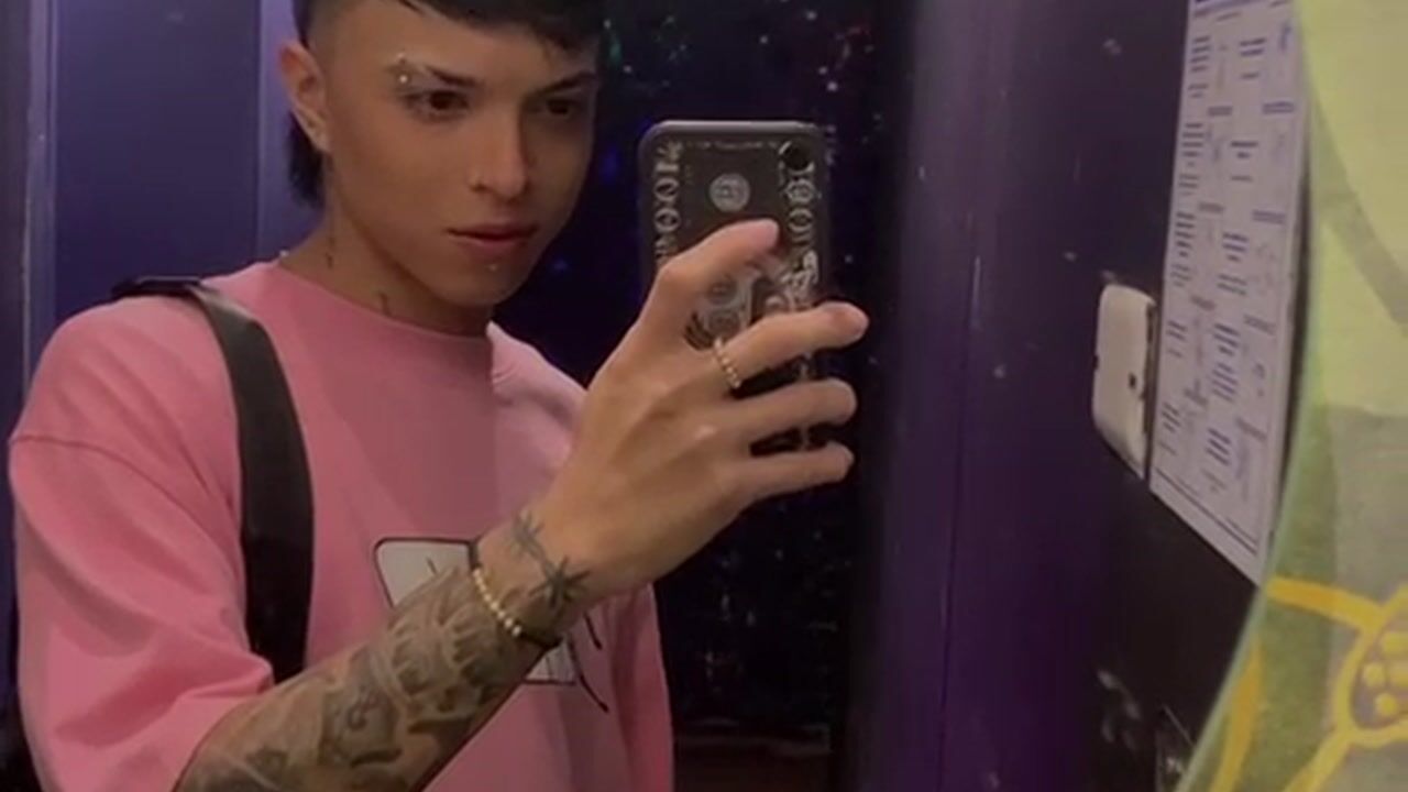 .