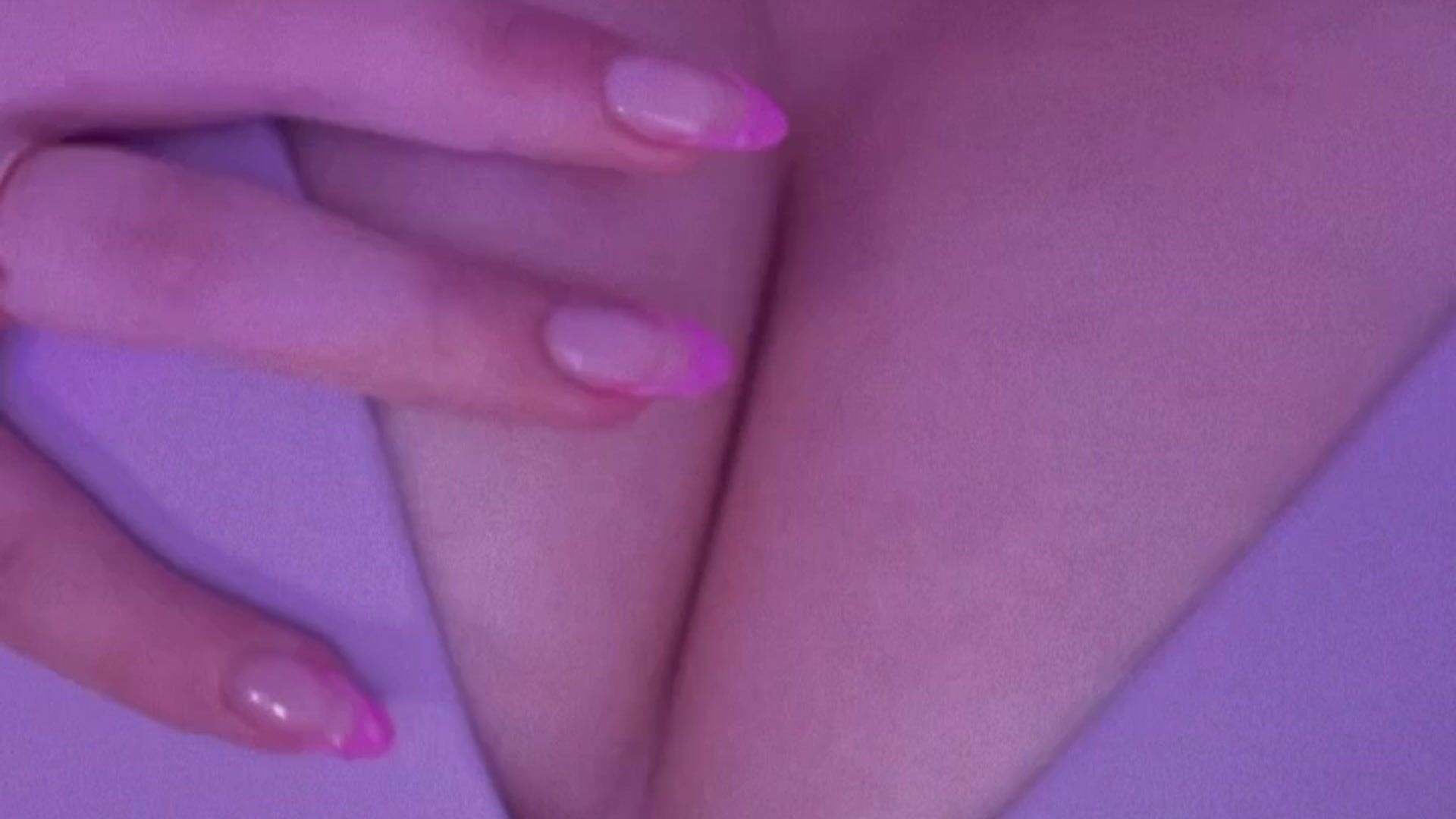 Would you like to massage my tits?🔥🍒