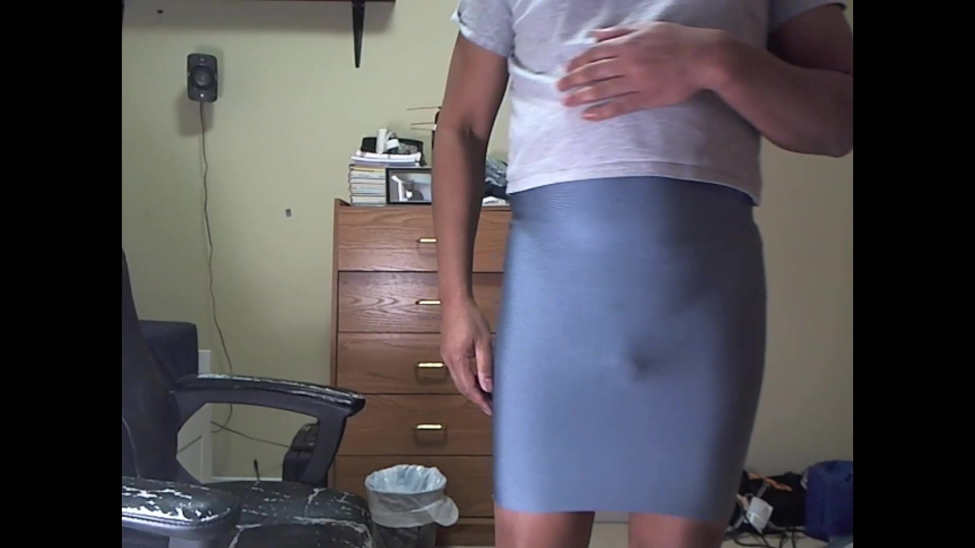 Grey skirt free