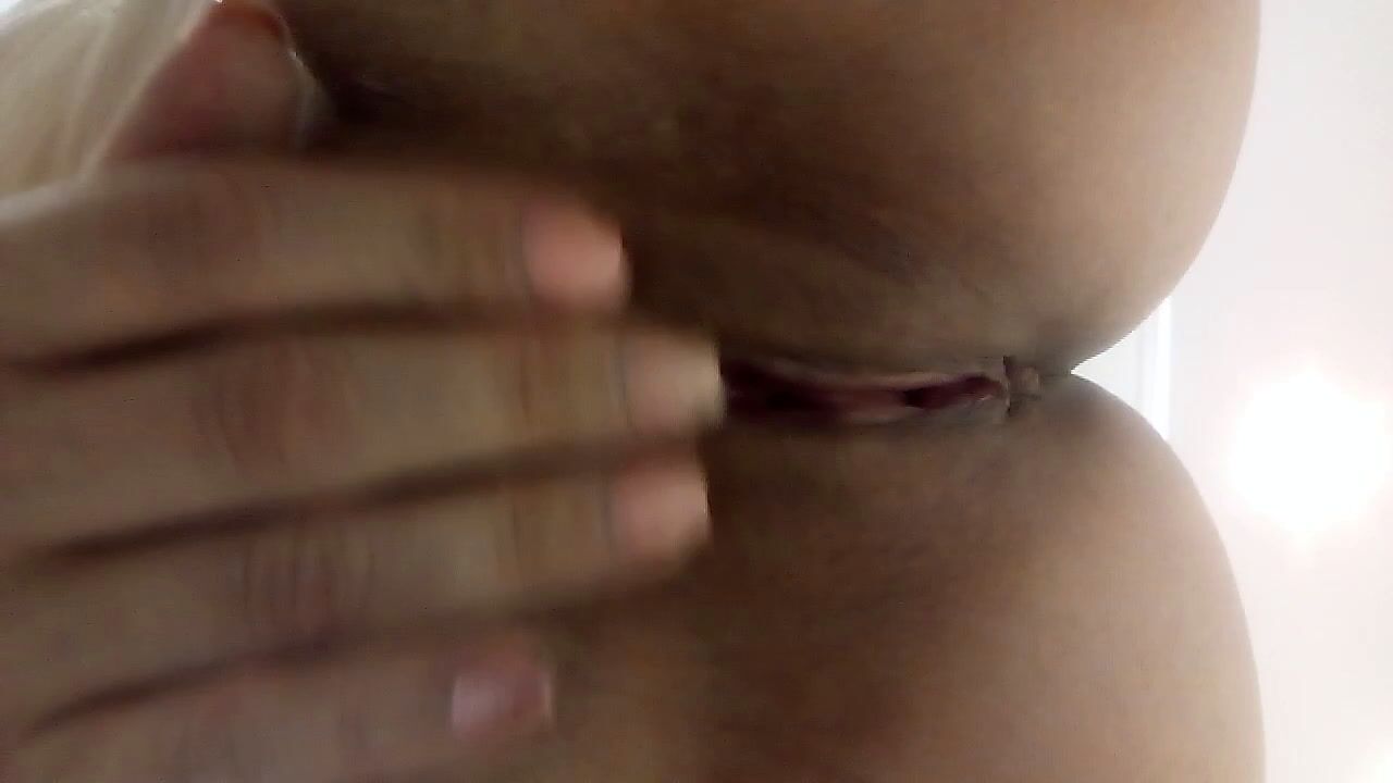 rubbing my clitoris, fingering, dirty talk - the view of my pussy is close