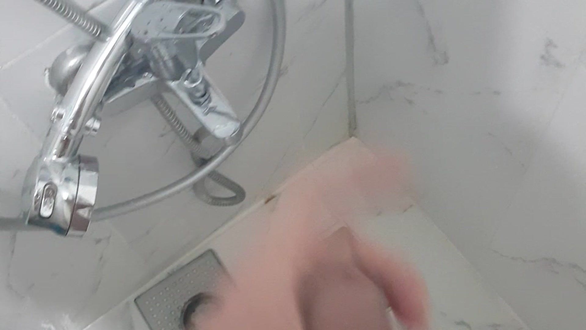 Shower cum