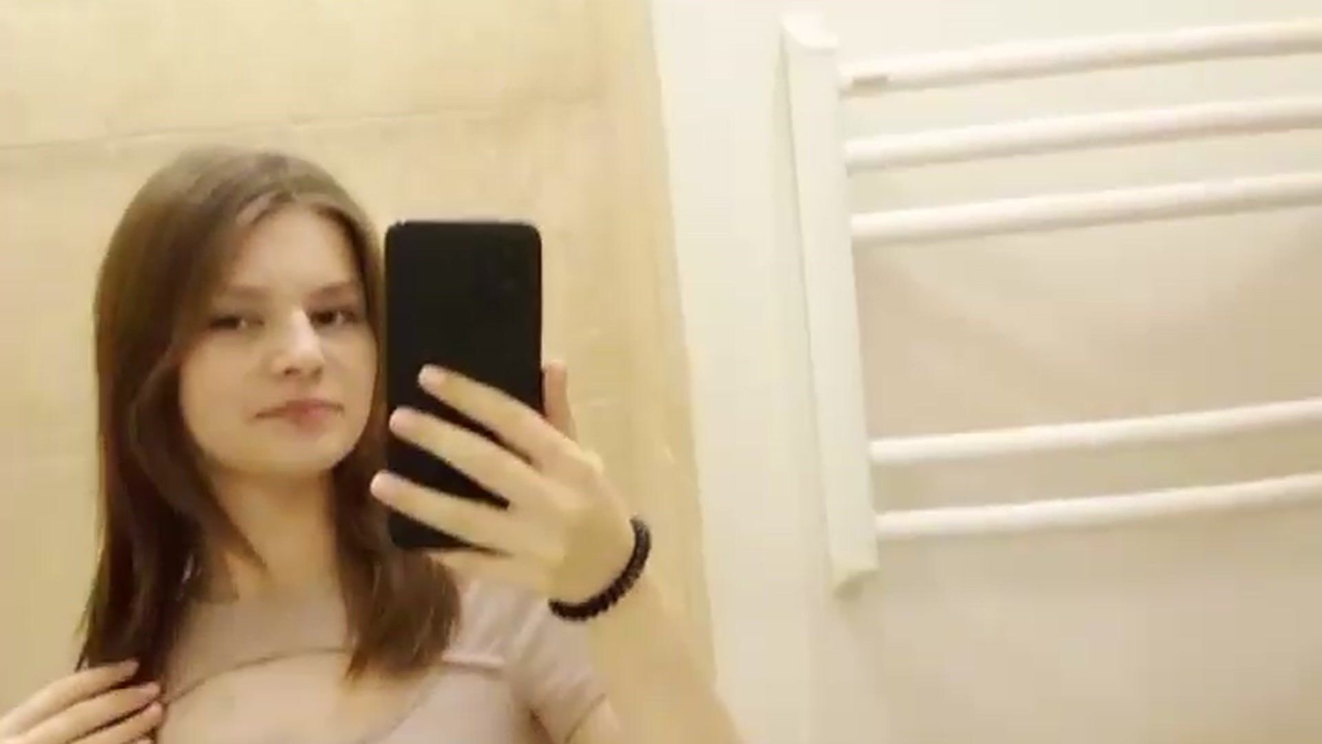 MakimaImports Sex Video Gallery - ccccc | xHamsterLive