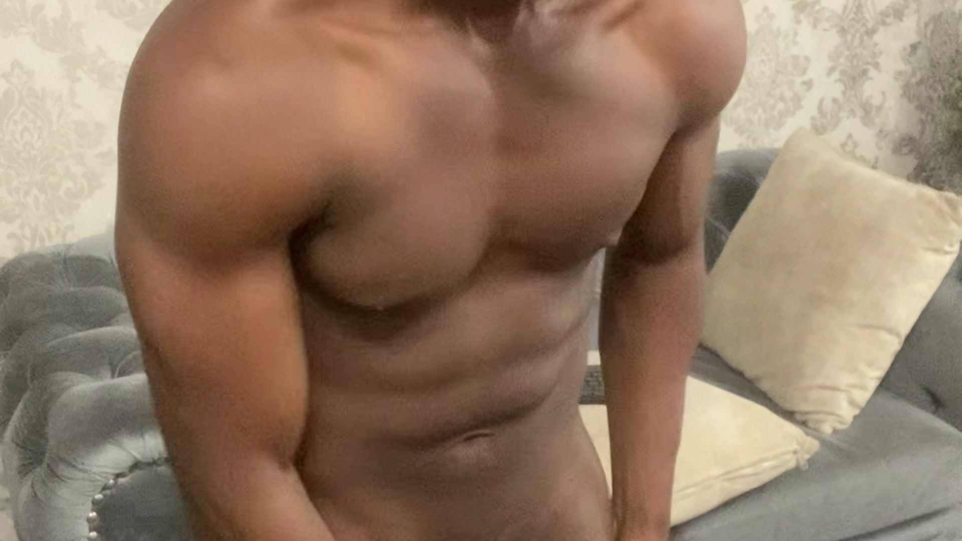 Show muscle and cum