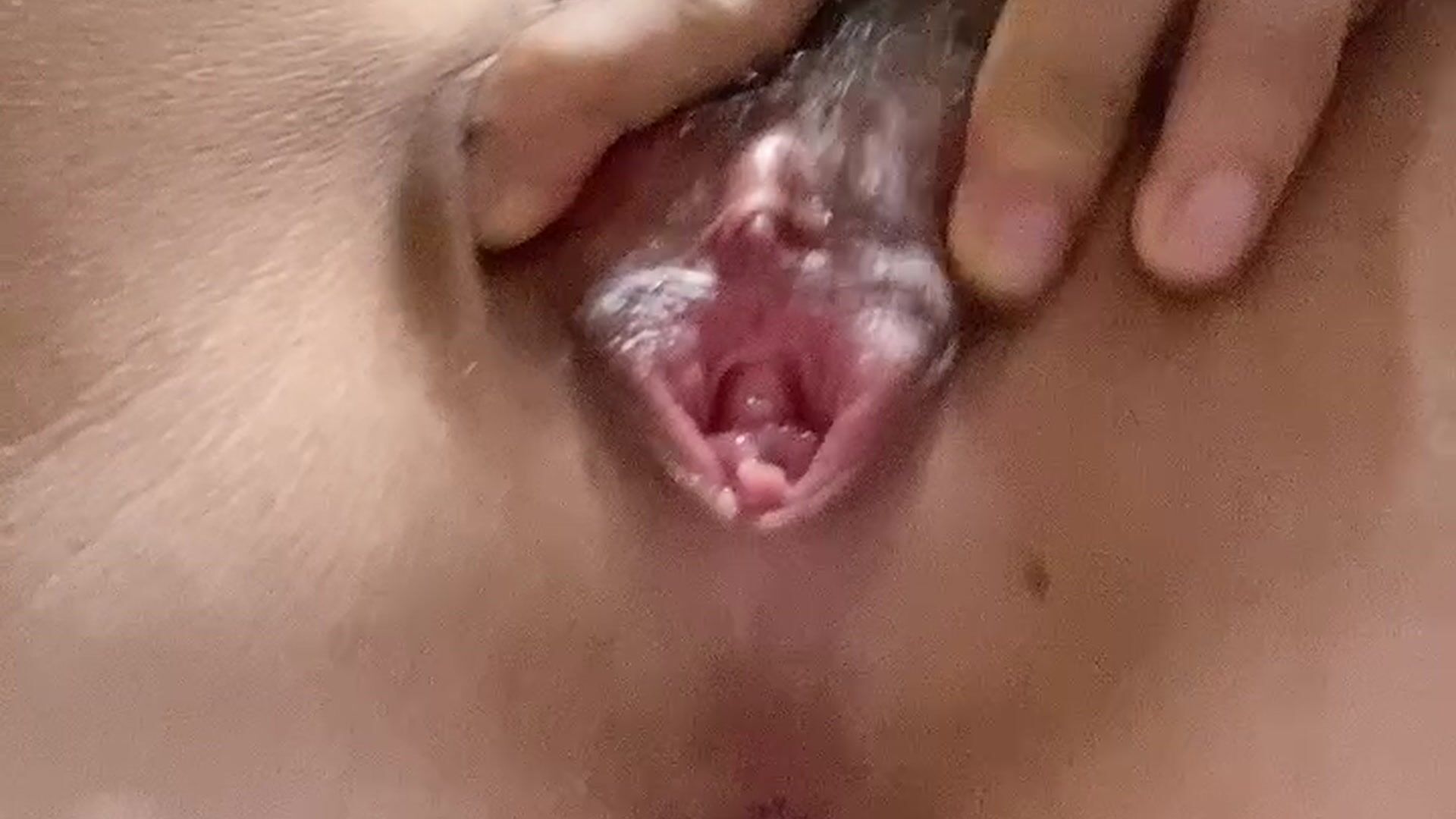 editVideo show full pussy and tits