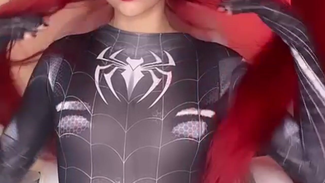 your sexy spidergirl 👩‍🦰