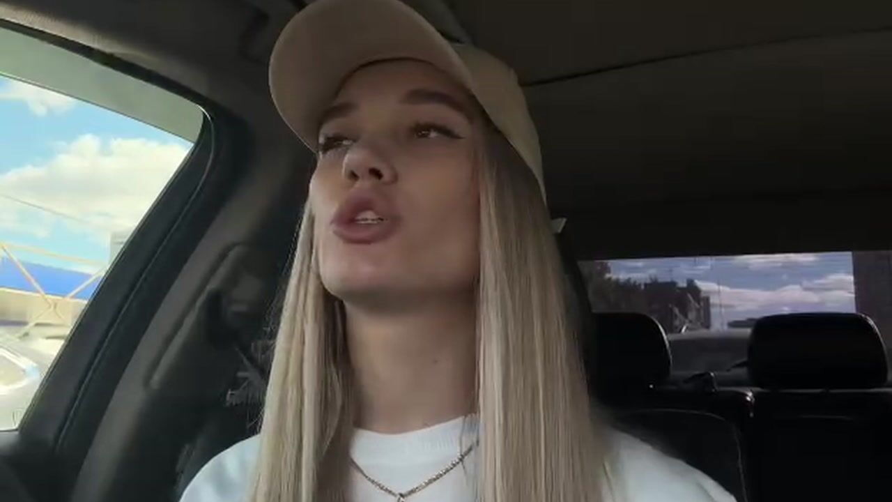 me singing in my car