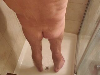 Full shower video! - video by theclubist111 cam model