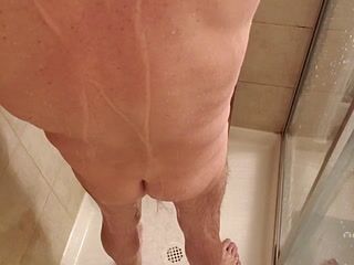 Shower and bathroom over 30 minutes - video by theclubist111 cam model