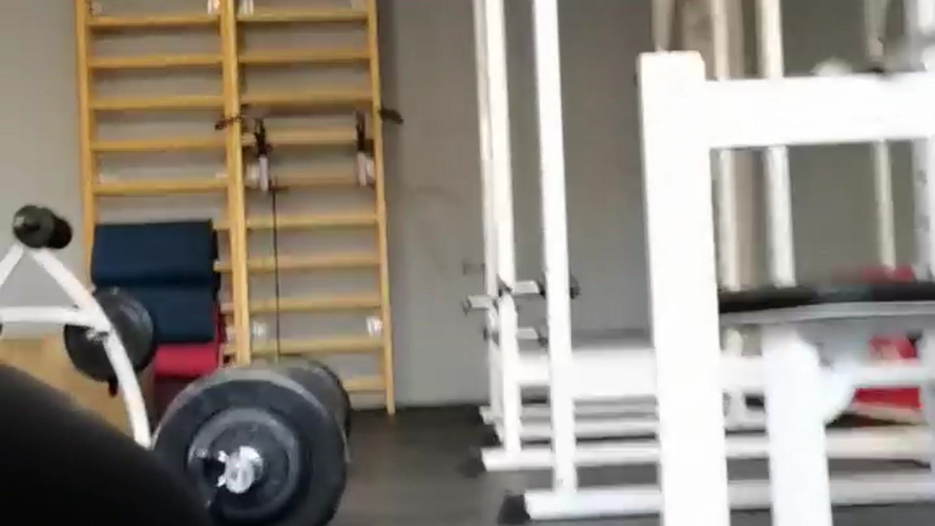 Deadlift 150kg on 3 times