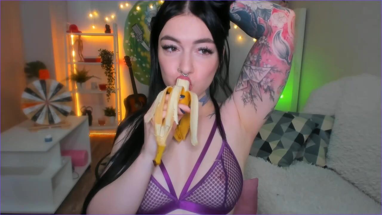 Banana Blowjob