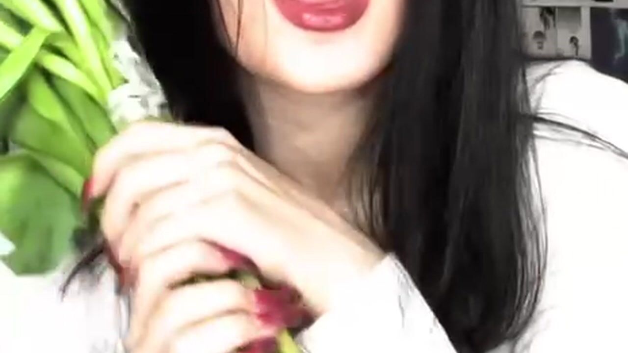 :P