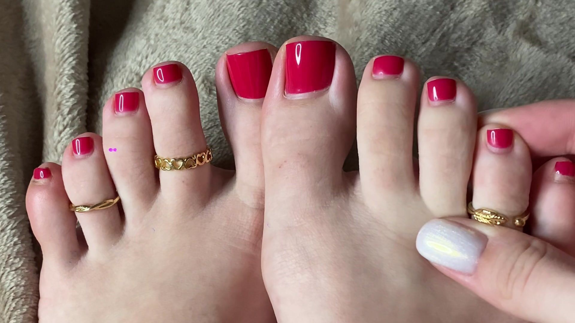 toes close-up