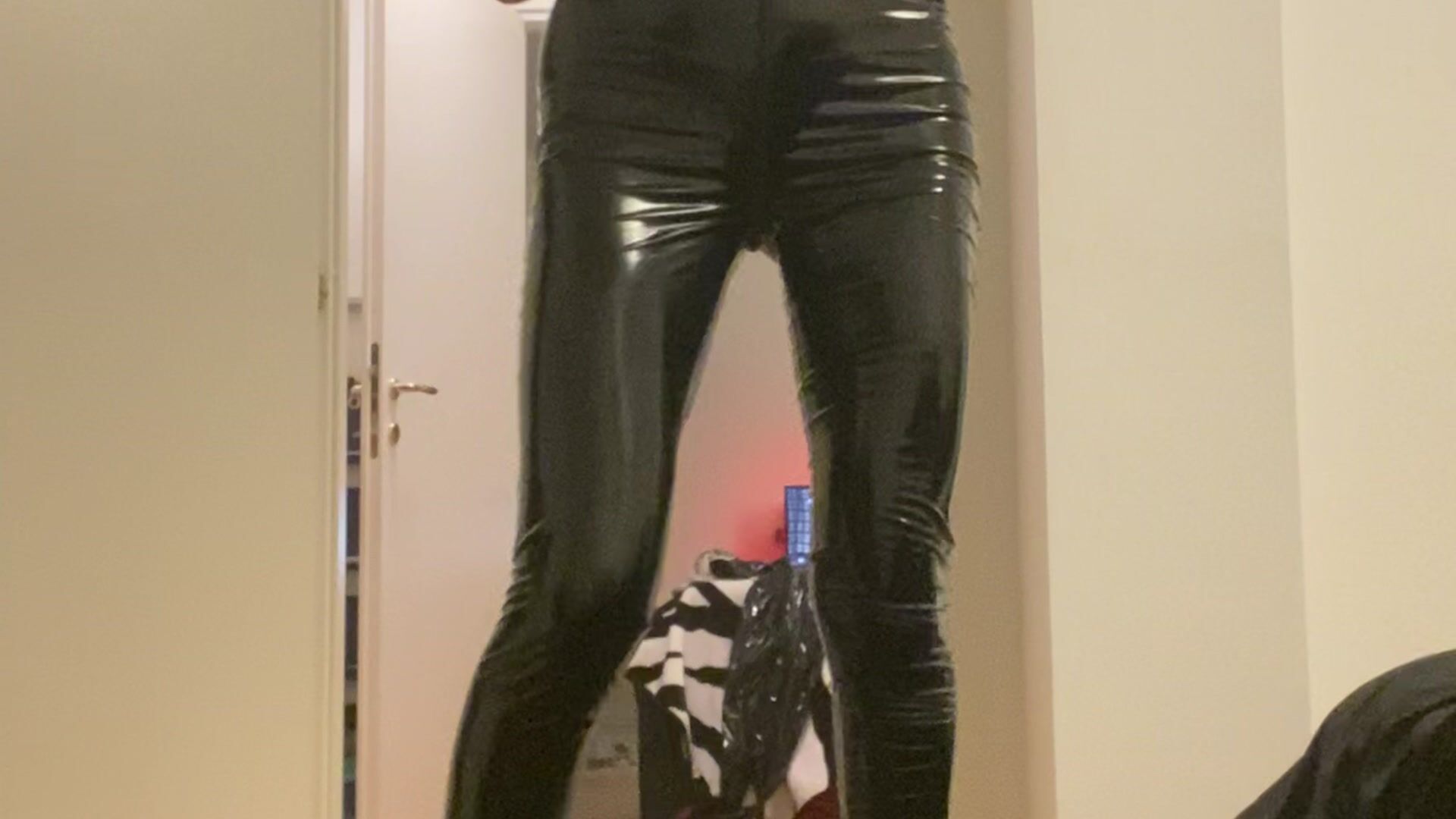 TUTA LATEX