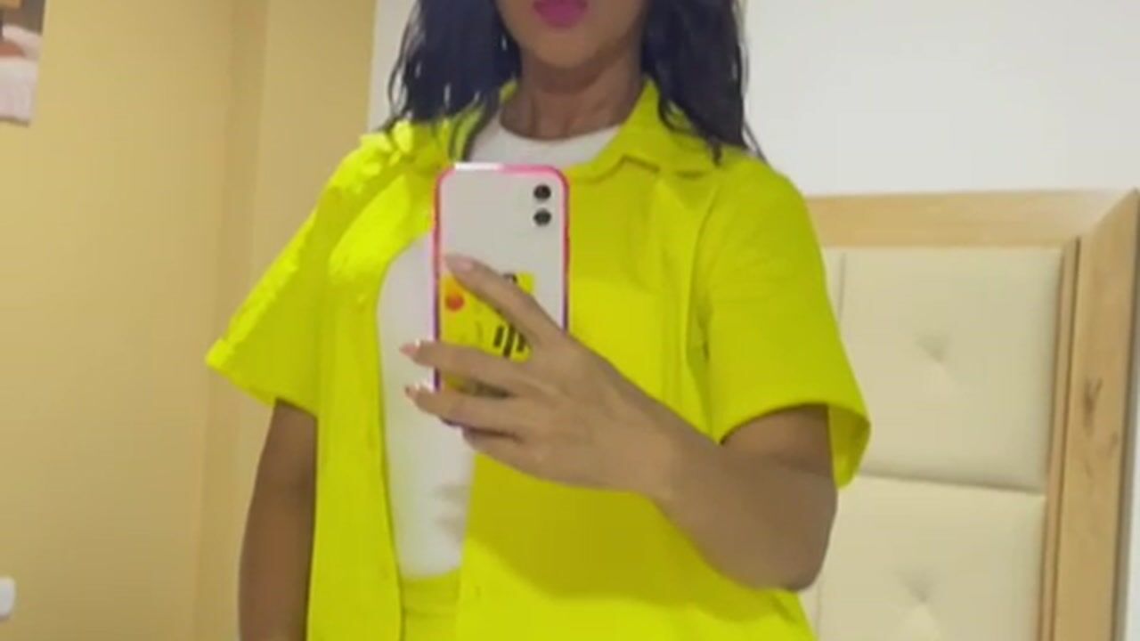 April_tayloor's XXX Videos & Recorded Live Shows | xHamsterLive