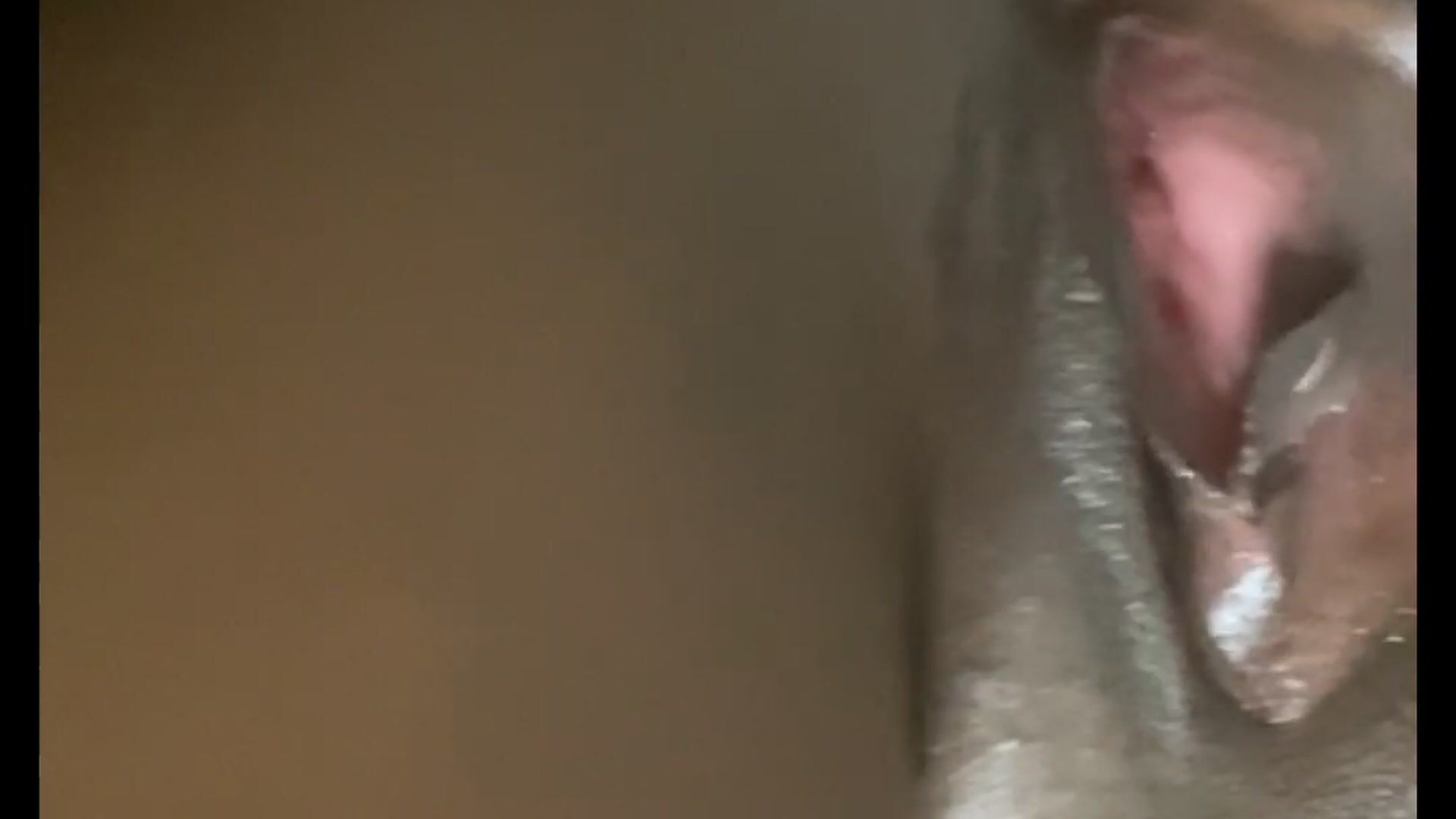 Pussy Play - video by sylenaxrose cam model