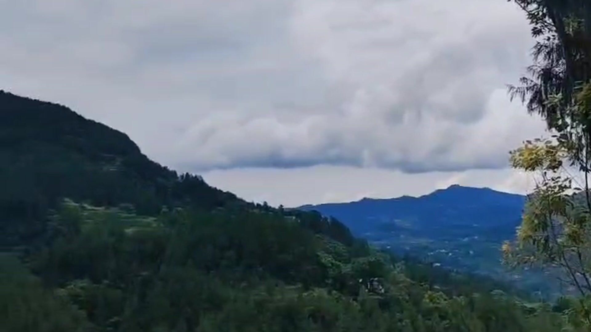 大山里的风景