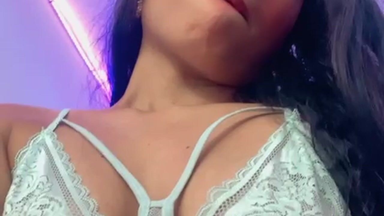 mis cute boob