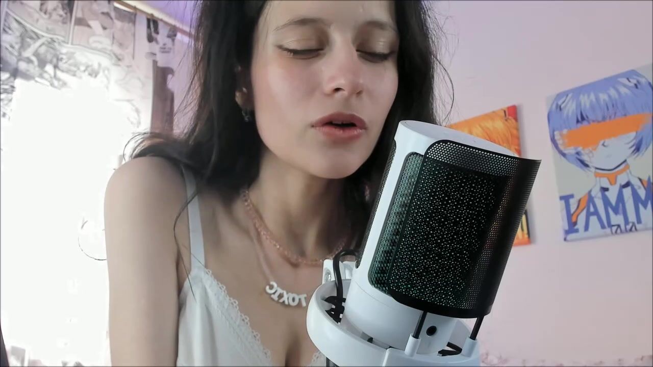 you make me moan in your ear asmr