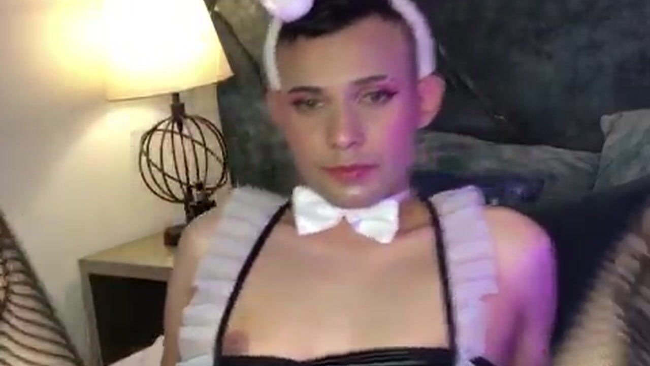 UR SEXY MAID BOY FUCKING AND CUMMING BADLY!🔥