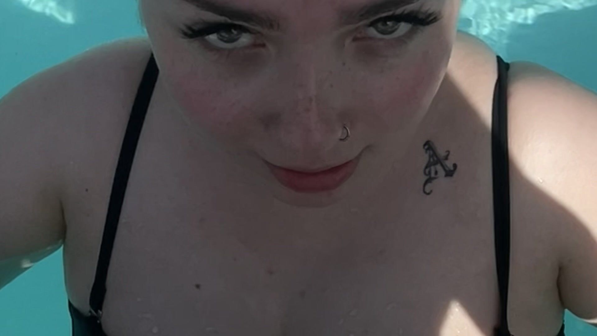 Hot video in the pool