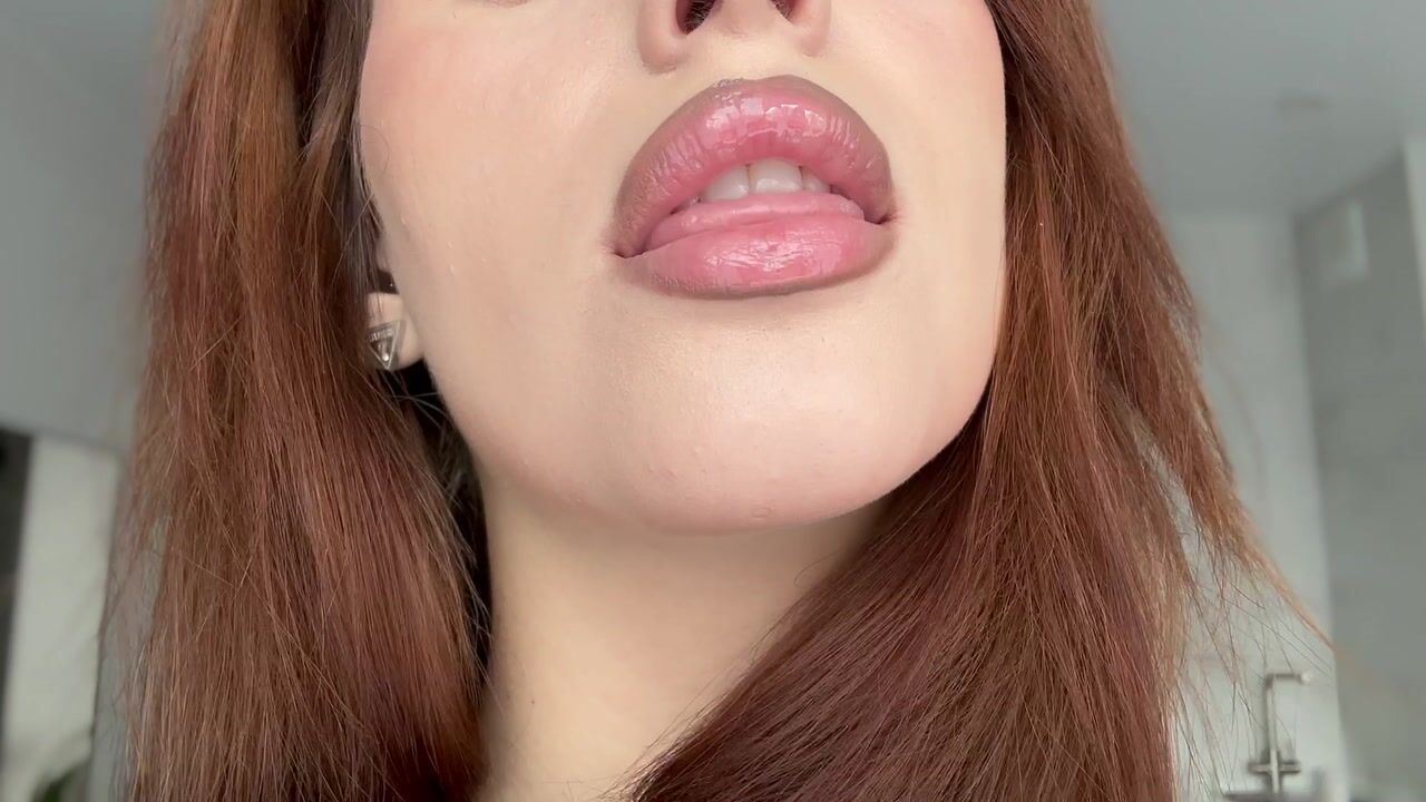 LIPS FETISH