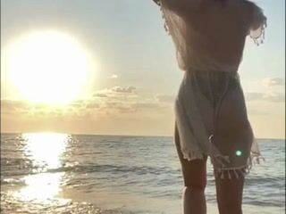 Summer vibe - video by CharmingRuby cam model