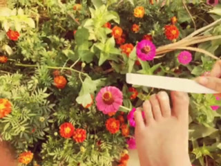 Toes and nature