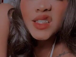 Do you like my ahegao face? - video by riri_brunnete cam model