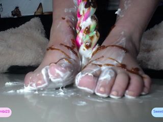 Footjob with cream, chocolat and sirop of strawberry