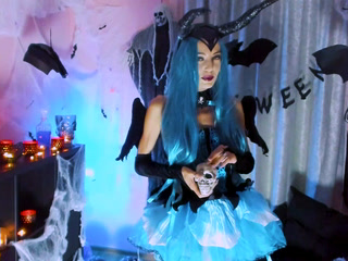 Let's spend Halloween together!