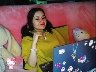 Urlilfriendloli's Nude Videos & Recorded Shows | strip.chat