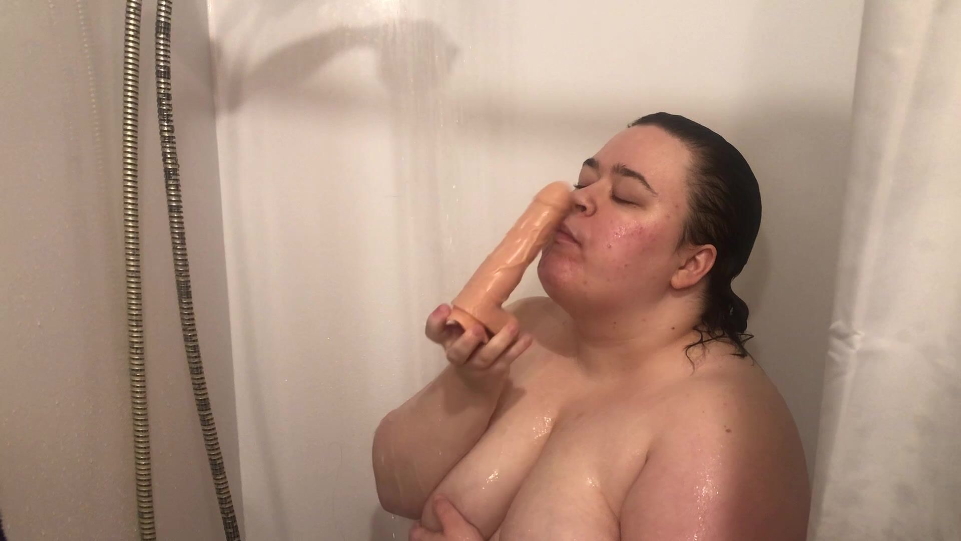 I Love Sucking On My Dildo In The Shower!